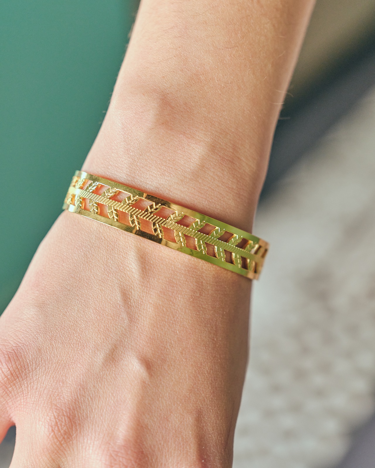 Bracelet feuille d’or