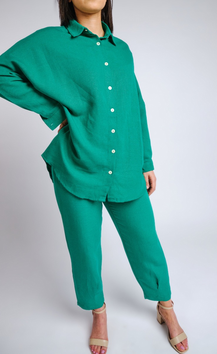 Ensemble  vert chemise et pantalon